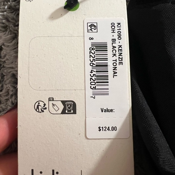 NWT Kipling Kenzie shoulder bag - Picture 2 of 2